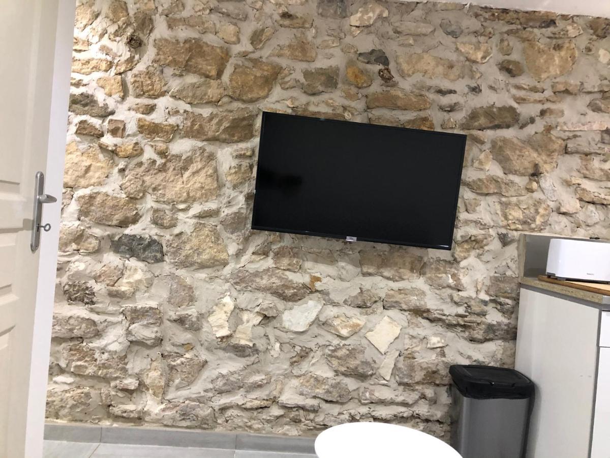Les Olives Wifi Netflix Appart-Hotel-Provence La Fare-les-Oliviers Eksteriør billede